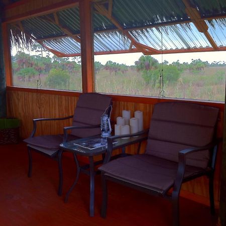 Everglades Chickee Cottage & Bungalow - Ochopee Exteriör bild
